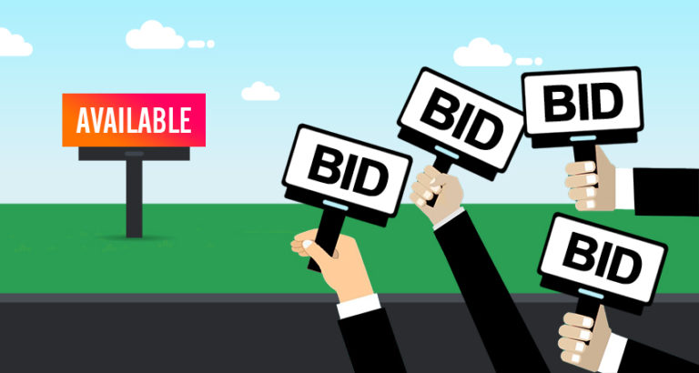 Auction based Vs. non-auction based programmatic OOH