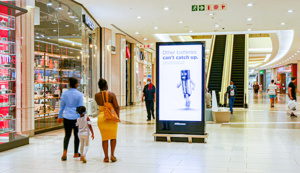 JCDecaux-Mall-i-Vision-2
