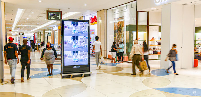 JCDecaux-Mall-i-Vision-4