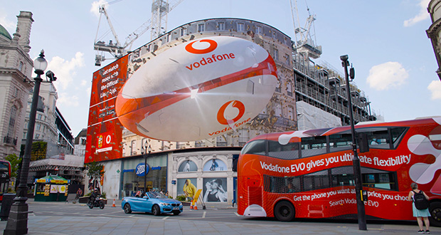 Vodafone-Piccadilly-Forced-Perspective-620x330-1