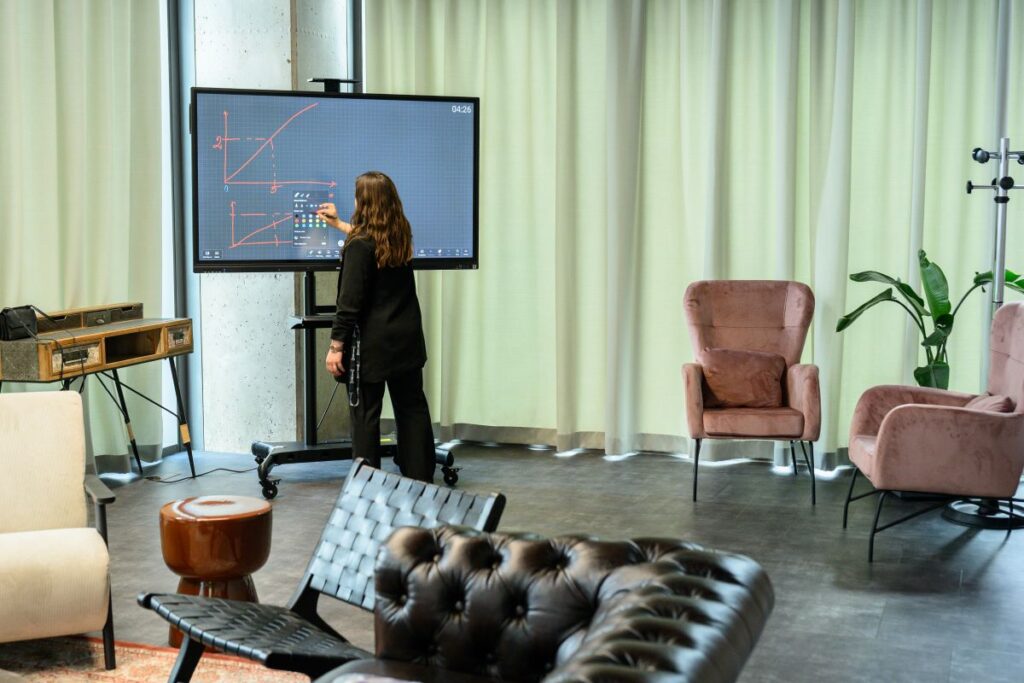 Philips T-Line Interactive Office
